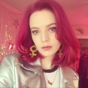 Meet your Posher, Luna